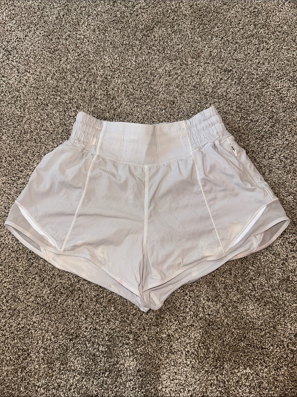 Lululemon Hotty Hot Shorts, size 2